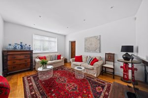 Photo 16- click for photo gallery